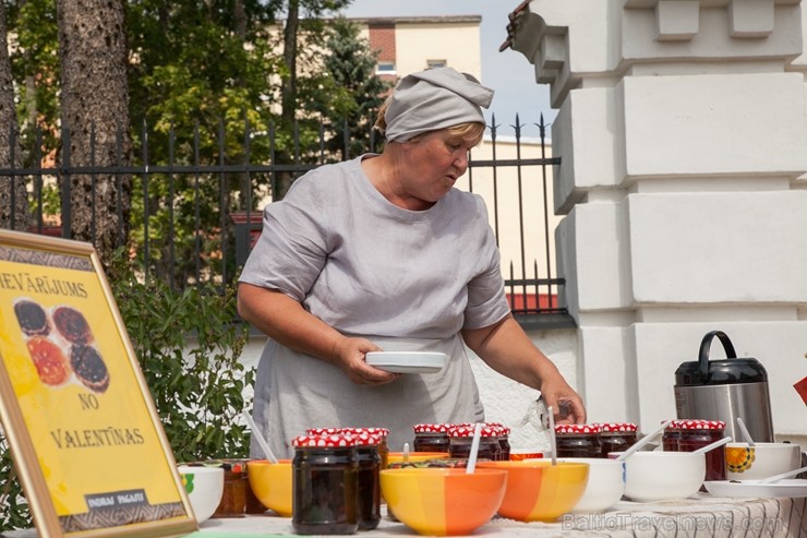 Krāslavā aizvada Starptautisko kulinārā mantojuma festivālu 229850