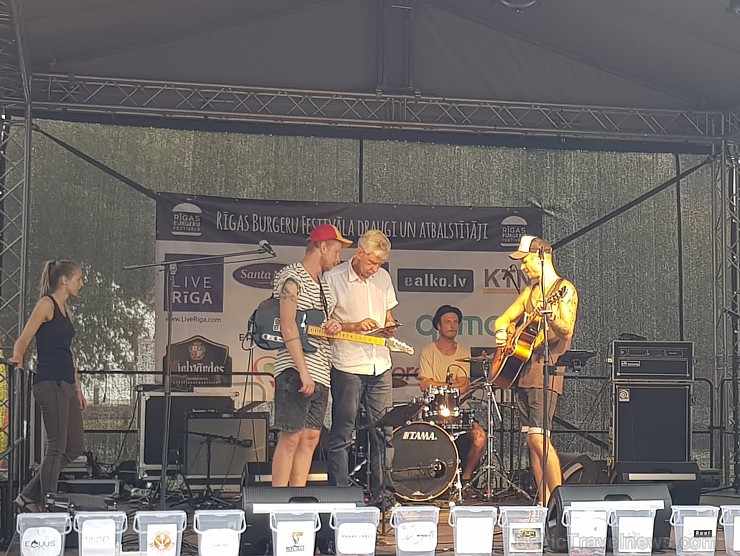 Otrais «Rīgas Burgeru Festivāls 2018» 4.08.2018 noskaidroja ātrāko ēdāju un labāko burgeru 230290