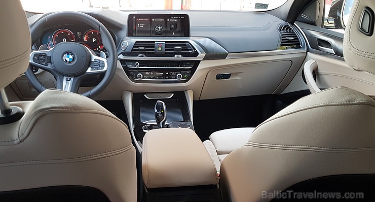 Travelnews.lv apceļo Vidzemi ar jauno «BMW X4» 230506