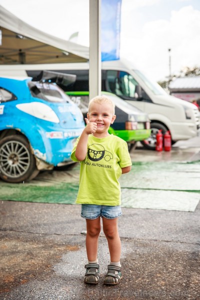 Aizraujoši aizvada Latvijas rallijkrosa piekto posmu 230983