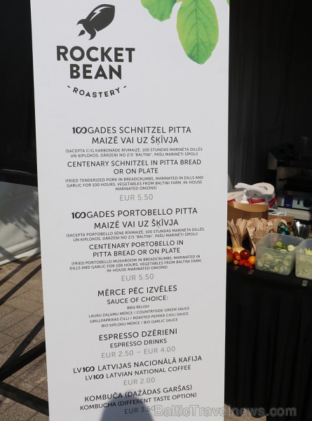 Rīdzinieki un galvaspilsētas viesi 18.08.2018 Spīķeros ar lielu baudu apmeklēja «Rīgas svētku restorāns» pasākumu. Restorāns «Rocket Bean Roastery» 231119