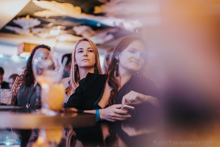Rīgas centra augstākais bārs «Skyline Bar» prezentē savu jauno konceptu - «Sajūtu lidojums» 231885