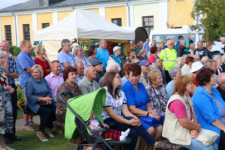 1926. gadā būvētā Gulbenes stacijā 2.09.2018 atklāj izglītojošu un interaktīvu centru «Dzelzceļš un Tvaiks» 1926. gadā būvētā Gulbenes stacijā 2.09.2018 atklāj izglītojošu un interaktīvu centru «Dzelzceļš un Tvaiks» 232660