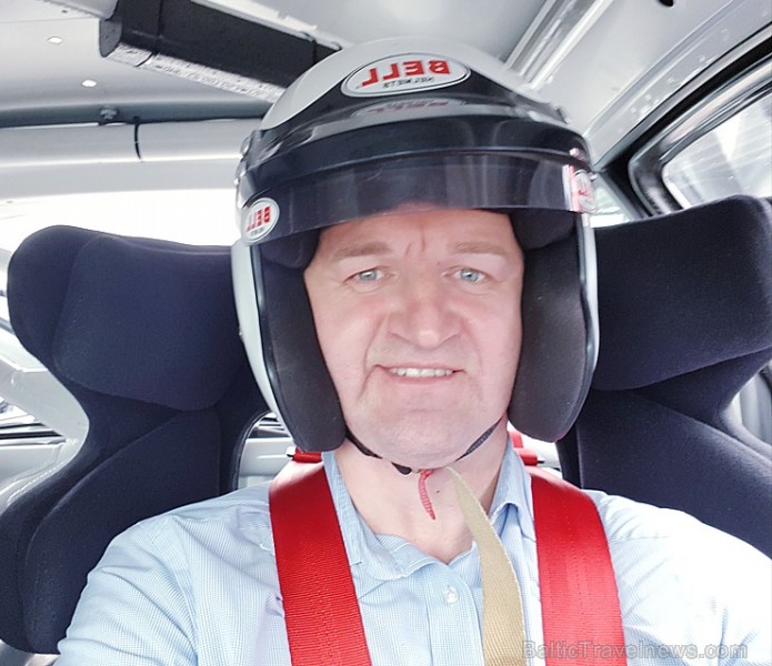 Travelnews.lv 5.09.2018 dodas sacīkšu trasē 333 ar īstu sporta vāģi «Porsche Cayman GT4». Atbalsta: Amber Beverage Group 232761