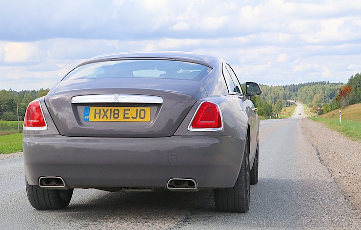 Travelnews.lv ar tūrisma uzņēmējiem un eleganto «Rolls Royce Wraith» apceļo baltu zemes 233264