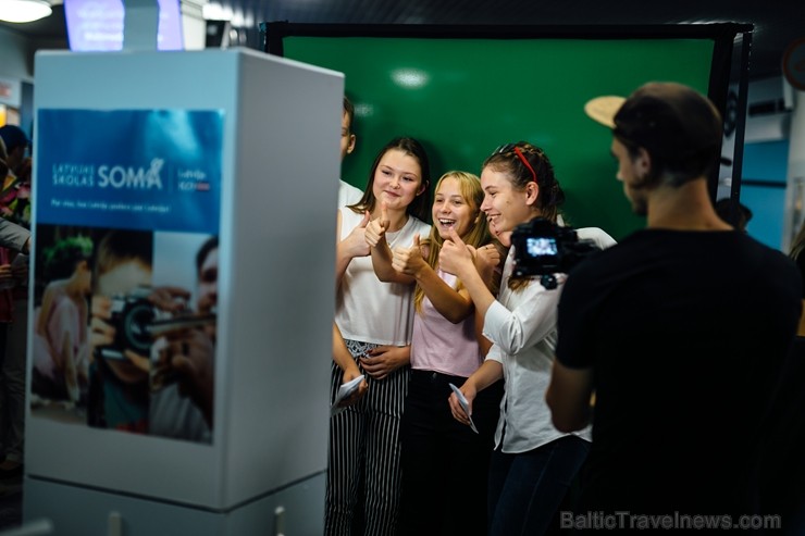Ar 6000 skolēnu līdzdalību atklāta iniciatīva «Latvijas skolas soma» 233403