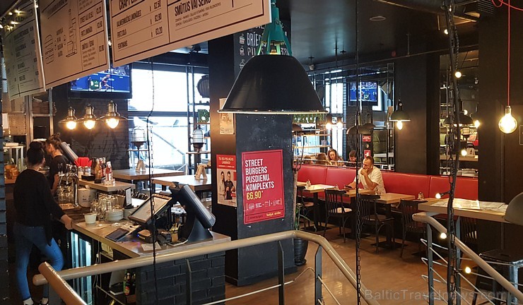 Travelnews.lv apmeklē Rīgas burgernīcu «Street Burger» Blaumaņa ielā 233693