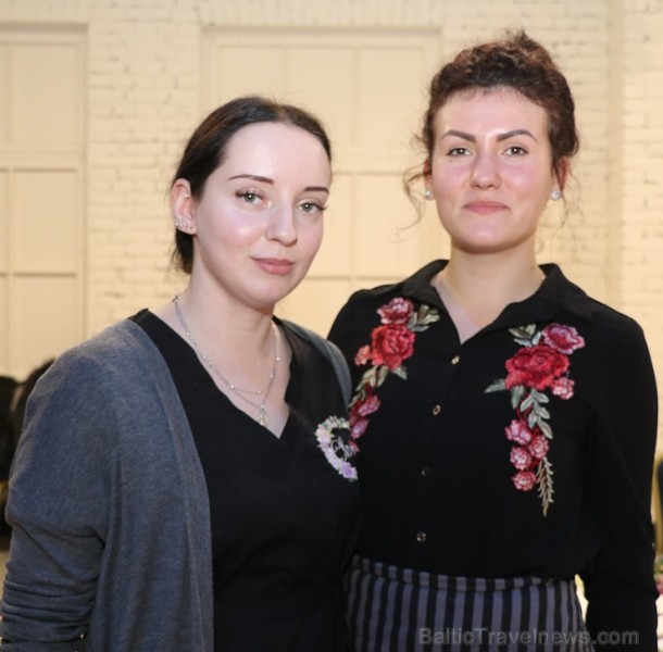 Rīgas konditori 30.09.2018 priecē pilsētas kārumniekus ar «Rīga Cake Festival 2018». Fotogaleriju atbalsta: Mamma Pasta Rīgas konditori 30.09.2018 priecē pilsētas kārumniekus ar «Rīga Cake Festival 2018». Fotogaleriju atbalsta: Mamma Pasta 233964