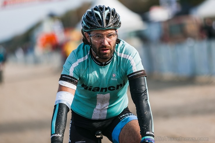 Velobraucēji Jūrmalā krāšņi noslēdz kalnu riteņbraukšanas sezonu. Foto: Lauris Galsons, Rihards Rudzis, Madara Ermansone Velobraucēji Jūrmalā krāšņi noslēdz kalnu riteņbraukšanas sezonu. Foto: Lauris Galsons, Rihards Rudzis, Madara Ermansone 234514