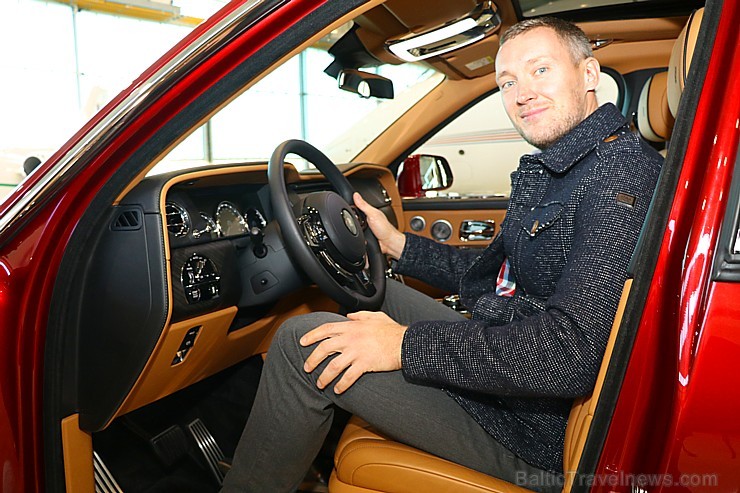 Rīgā 19.10.2018 tiek prezentēts pirmais «Rolls-Royce» zīmola apvidus vāģis «Rolls-Royce Cullinan» Rīgā 19.10.2018 tiek prezentēts pirmais «Rolls-Royce» zīmola apvidus vāģis «Rolls-Royce Cullinan» 235515