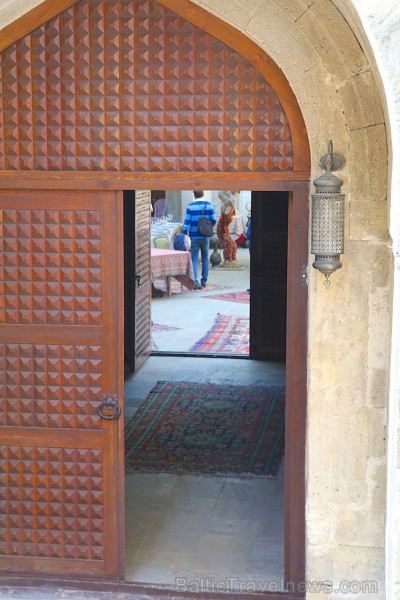 Travelnews.lv izbauda Baku restorāna «Mugam Club» pusdienu viesmīlību 235884