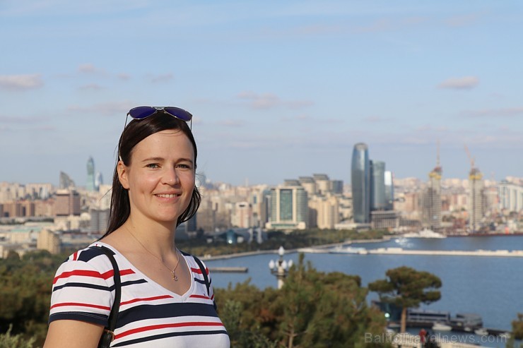 Debesskrāpju komplekss «Liesmas torņi» ir kļuvuši par Baku simbolu. Sadarbībā ar Latvijas vēstniecību Azerbaidžānā un tūrisma firmu «RANTUR Travel Age Debesskrāpju komplekss «Liesmas torņi» ir kļuvuši par Baku simbolu. Sadarbībā ar Latvijas vēstniecību Azerbaidžānā un tūrisma firmu «RANTUR Travel Age 237297