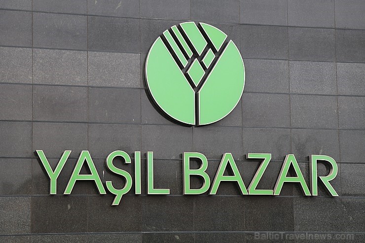 Travelnews.lv apmeklē vienu no Baku tirgiem. Sadarbībā ar Latvijas vēstniecību Azerbaidžānā un tūrisma firmu «RANTUR Travel Agency» 237631