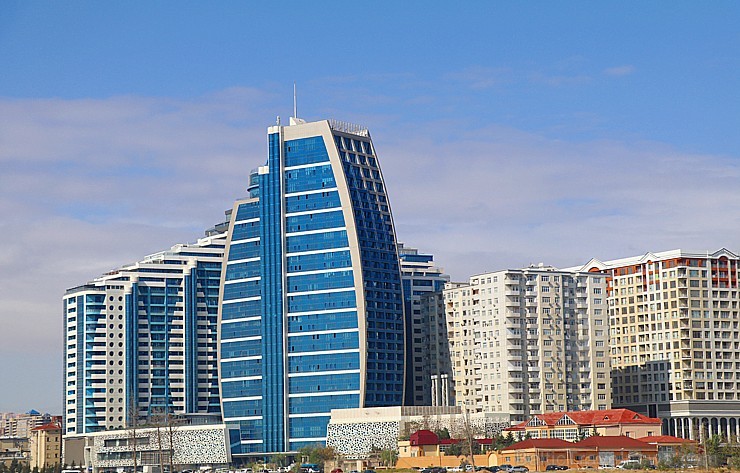 Travelnews.lv ar ekskursiju autobusu apceļo Baku raksturīgākās vietas. Sadarbībā ar Latvijas vēstniecību Azerbaidžānā un tūrisma firmu «RANTUR Travel Travelnews.lv ar ekskursiju autobusu apceļo Baku raksturīgākās vietas. Sadarbībā ar Latvijas vēstniecību Azerbaidžānā un tūrisma firmu «RANTUR Travel 237673