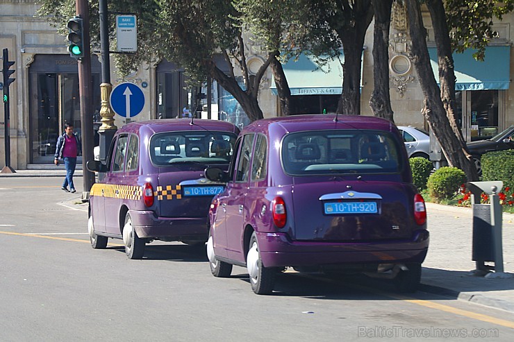 Travelnews.lv ar ekskursiju autobusu apceļo Baku raksturīgākās vietas. Sadarbībā ar Latvijas vēstniecību Azerbaidžānā un tūrisma firmu «RANTUR Travel Travelnews.lv ar ekskursiju autobusu apceļo Baku raksturīgākās vietas. Sadarbībā ar Latvijas vēstniecību Azerbaidžānā un tūrisma firmu «RANTUR Travel 237705