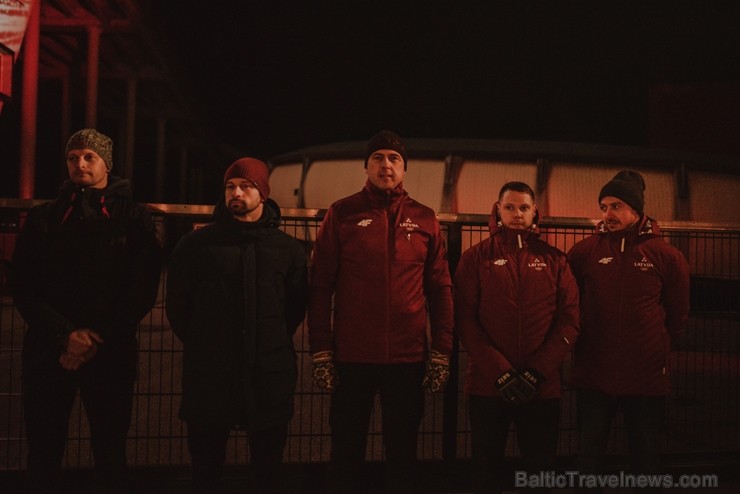 Lāčplēša dienā virs bobsleja un kamaniņu trases 