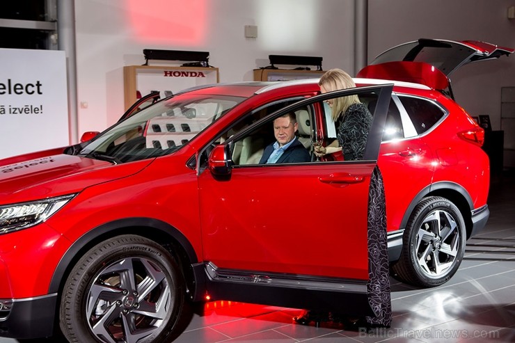 «WESS Select Honda» nodrošinās automobiļu tirdzniecības un pēc-pārdošanas servisa pakalpojumus, kā arī piedāvās plašu klāstu Honda Power tehnikas pied 238012