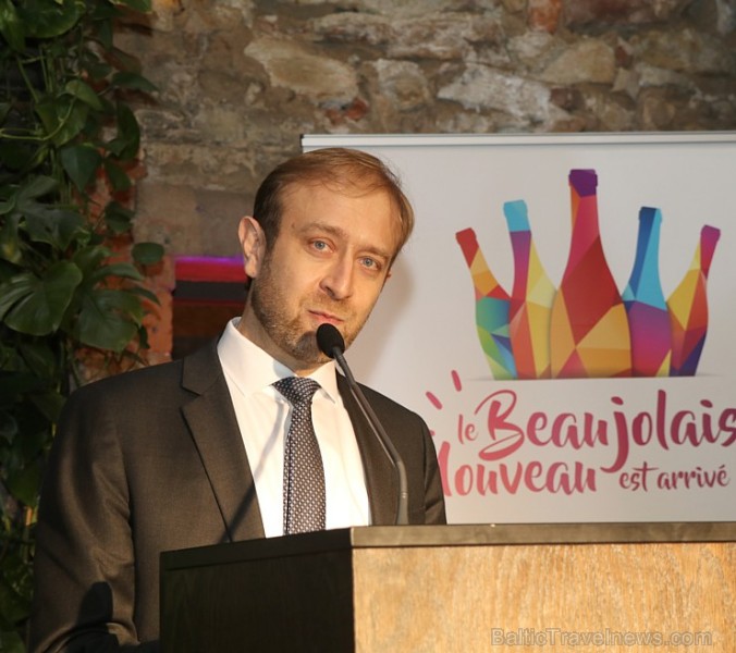 Franču jaunā vīna svētki «Beaujolais Nouveau» izskan Rīgas 5 zvaigžņu viesnīcā «Pullman Riga Old Town» Franču jaunā vīna svētki «Beaujolais Nouveau» izskan Rīgas 5 zvaigžņu viesnīcā «Pullman Riga Old Town» 238546