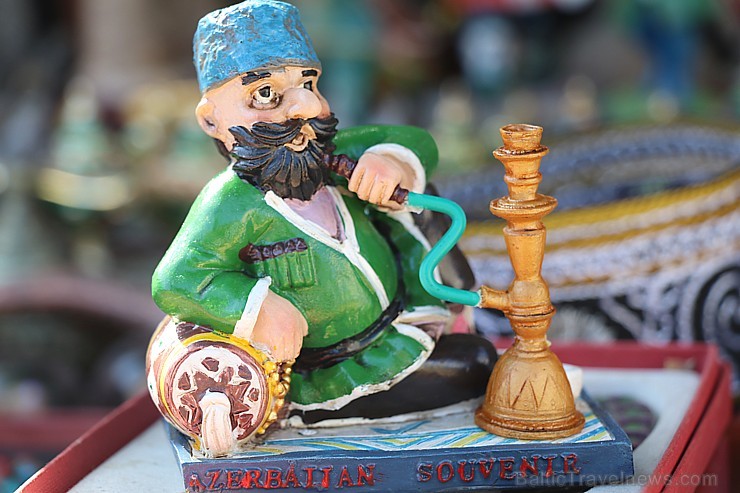 Travelnews.lv iepazīst Baku suvenīru piedāvājumu. Sadarbībā ar Latvijas vēstniecību Azerbaidžānā un tūrisma firmu «RANTUR Travel Agency» 239303