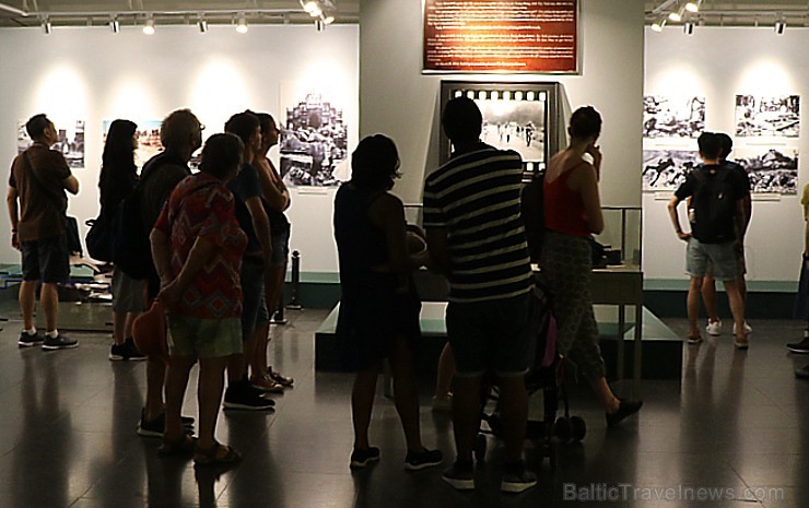 Travelnews.lv apmeklē kara palieku muzeju Vjetnamā «War Remnants Museum». Sadarbībā ar 365 brīvdienas un Turkish Airlines Travelnews.lv apmeklē kara palieku muzeju Vjetnamā «War Remnants Museum». Sadarbībā ar 365 brīvdienas un Turkish Airlines 240734