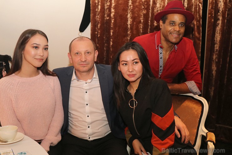 Vecrīgas viesnīcā «Grand Palace Hotel» 11.12.2018 pulcējas lidsabiedrības «Ukraine International Airlines» partneri Vecrīgas viesnīcā «Grand Palace Hotel» 11.12.2018 pulcējas lidsabiedrības «Ukraine International Airlines» partneri 241179