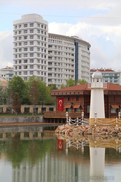 Travelnews.lv iepazīst Konjas pilsētas populārākās vietas ārpus centra. Sadarbībā ar Turkish Airlines Travelnews.lv iepazīst Konjas pilsētas populārākās vietas ārpus centra. Sadarbībā ar Turkish Airlines 242347