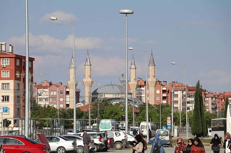 Travelnews.lv iepazīst Konjas pilsētas populārākās vietas ārpus centra. Sadarbībā ar Turkish Airlines Travelnews.lv iepazīst Konjas pilsētas populārākās vietas ārpus centra. Sadarbībā ar Turkish Airlines 242362