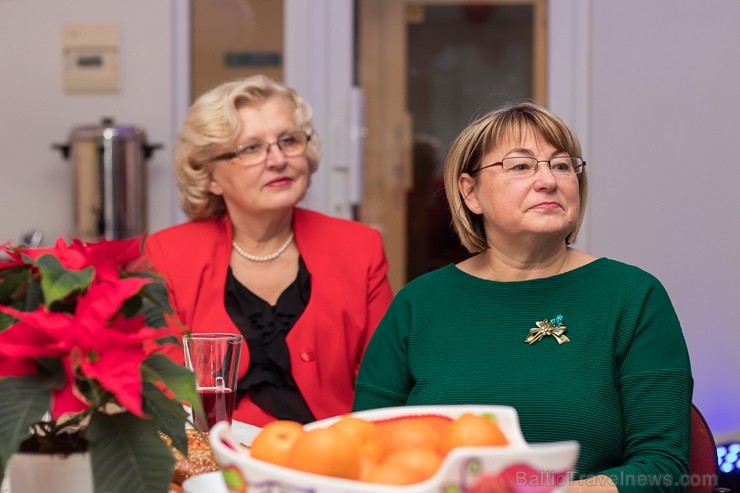Starptautiskā tūrisma fakultāte Biznesa augstskolā «Turība» atzīmē 20 gadu jubileju. Foto: Turība Starptautiskā tūrisma fakultāte Biznesa augstskolā «Turība» atzīmē 20 gadu jubileju. Foto: Turība 242677