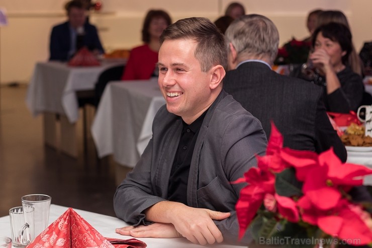 Starptautiskā tūrisma fakultāte Biznesa augstskolā «Turība» atzīmē 20 gadu jubileju. Foto: Turība Starptautiskā tūrisma fakultāte Biznesa augstskolā «Turība» atzīmē 20 gadu jubileju. Foto: Turība 242704