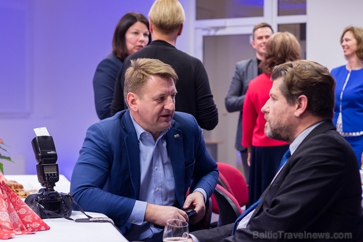 Starptautiskā tūrisma fakultāte Biznesa augstskolā «Turība» atzīmē 20 gadu jubileju. Foto: Turība Starptautiskā tūrisma fakultāte Biznesa augstskolā «Turība» atzīmē 20 gadu jubileju. Foto: Turība 242732