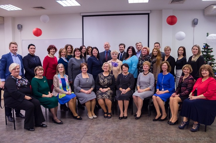 Starptautiskā tūrisma fakultāte Biznesa augstskolā «Turība» atzīmē 20 gadu jubileju. Foto: Turība Starptautiskā tūrisma fakultāte Biznesa augstskolā «Turība» atzīmē 20 gadu jubileju. Foto: Turība 242743