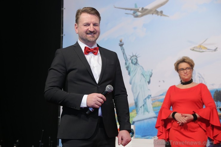 Balvas «GADA CILVĒKS TŪRISMĀ» dibinātājs BalticTravelnews.com vadītājs Aivars Mackevičs. 244509