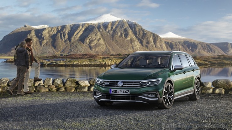 «Volkswagen» iepazīstina ar atjaunoto astotās sērijas Passat modeli, kurš kļūs par pirmo «Volkswagen» modeli, kuram būs pieejama daļēji automatizēta b «Volkswagen» iepazīstina ar atjaunoto astotās sērijas Passat modeli, kurš kļūs par pirmo «Volkswagen» modeli, kuram būs pieejama daļēji automatizēta b 245186