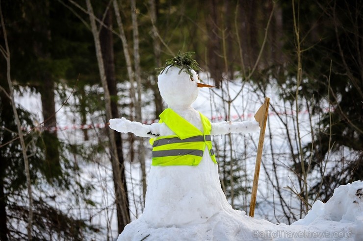 Leģendārajam ziemas rallijam «Sarma 2019» pieteicās deviņdesmit astoņas ekipāžas, kuru sportisti pārstāvēja trīspadsmit valstis, ieskaitot pat tādas k Leģendārajam ziemas rallijam «Sarma 2019» pieteicās deviņdesmit astoņas ekipāžas, kuru sportisti pārstāvēja trīspadsmit valstis, ieskaitot pat tādas k 245560