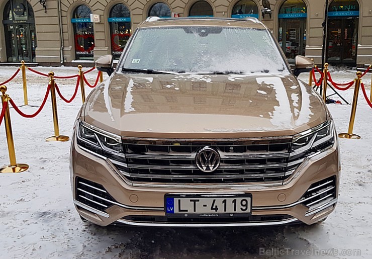 Viesnīcā «Grand Hotel Kempinski Riga» pie pusdienu galda prezentējas uzņēmums «Moller Baltic Import» Viesnīcā «Grand Hotel Kempinski Riga» pie pusdienu galda prezentējas uzņēmums «Moller Baltic Import» 245571