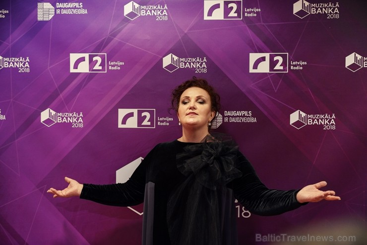 Daugavpils kā tikšanās vieta sevi ir vairāk nekā attaisnojusi, bet publikas siltā «Muzikālās Bankas 2018» dalībnieku uzņemšana radījusi īstenu svētku Daugavpils kā tikšanās vieta sevi ir vairāk nekā attaisnojusi, bet publikas siltā «Muzikālās Bankas 2018» dalībnieku uzņemšana radījusi īstenu svētku 245829