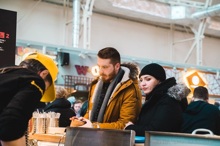«Centrālais Gastro Tirgus» ir pirmais iekštelpu gastrotirgus Latvijā, kurā vairāk nekā 20 dažādi ēdinātāji un 2 bāri piedāvā viesiem plašu starptautis 246022