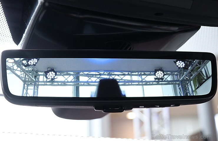 Latvijā pirmo reizi 19.02.2019 tiek prezentēts otrās paaudzes «Range Rover Evoque» 246688