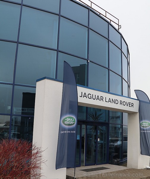 Latvijā pirmo reizi 19.02.2019 tiek prezentēts otrās paaudzes «Range Rover Evoque» 246710