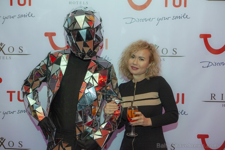 Tūroperators «TUI Baltics» organizē ceļojumu konsultantiem krāšņu izklaides nakts balli 246797