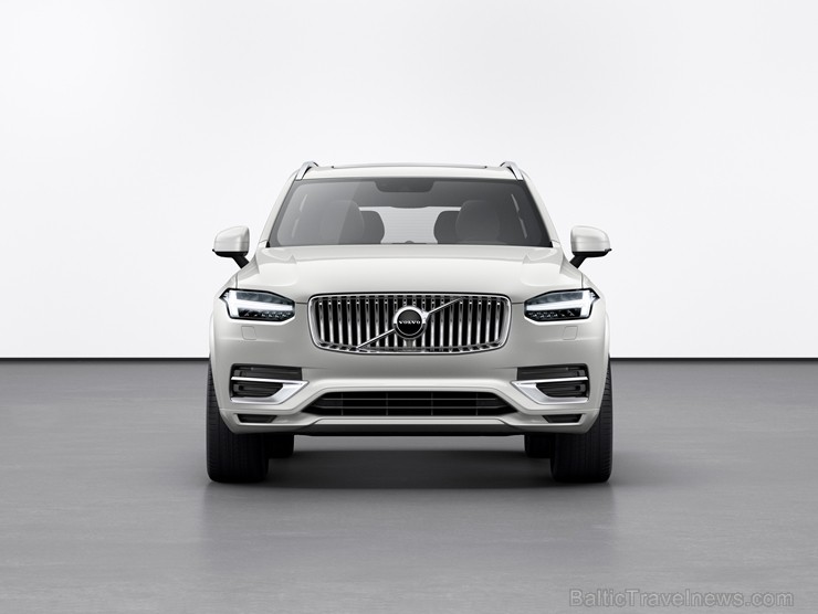 2020. modeļa gada XC90 variet pasūtīt ar atšķirīgu sēdvietu izvietojumu. No četru sēdvietu varianta 