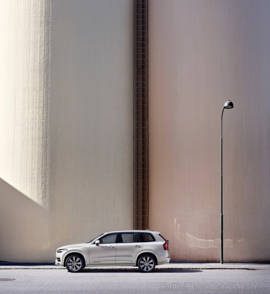 2020. modeļa gada XC90 variet pasūtīt ar atšķirīgu sēdvietu izvietojumu. No četru sēdvietu varianta 