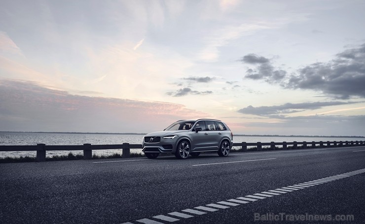 2020. modeļa gada XC90 variet pasūtīt ar atšķirīgu sēdvietu izvietojumu. No četru sēdvietu varianta 
