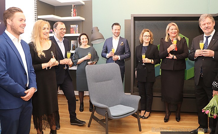 Tūrisma firma «Baltic Travel Group» jaunajā birojā tīklo korporatīvos partnerus 247059
