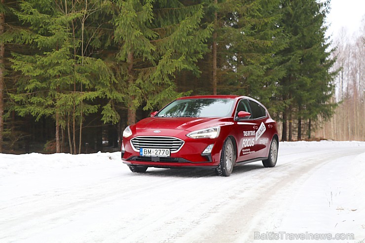 Travelnews.lv ar jauno «Ford Focus» apceļo Latgali 247447