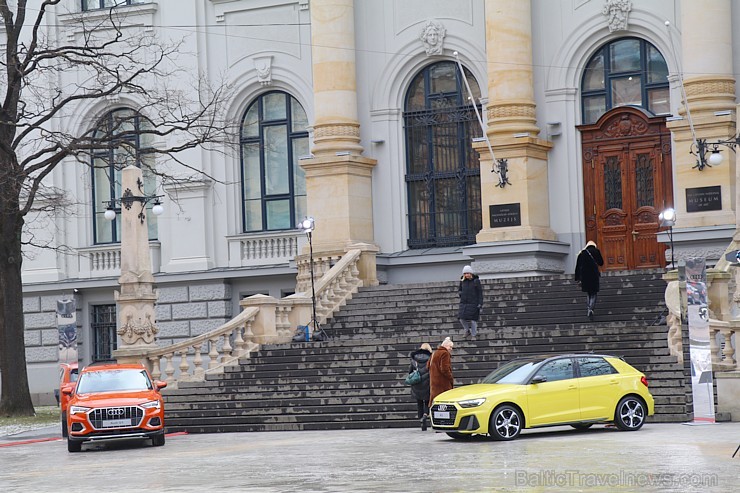 Jaunais «Audi A1 Sportback» prezentējas 2.02.2019 uz «Audi Burbuļu parāde 2019» fona Latvijas Nacionālajā mākslas muzejā Jaunais «Audi A1 Sportback» prezentējas 2.02.2019 uz «Audi Burbuļu parāde 2019» fona Latvijas Nacionālajā mākslas muzejā 247588