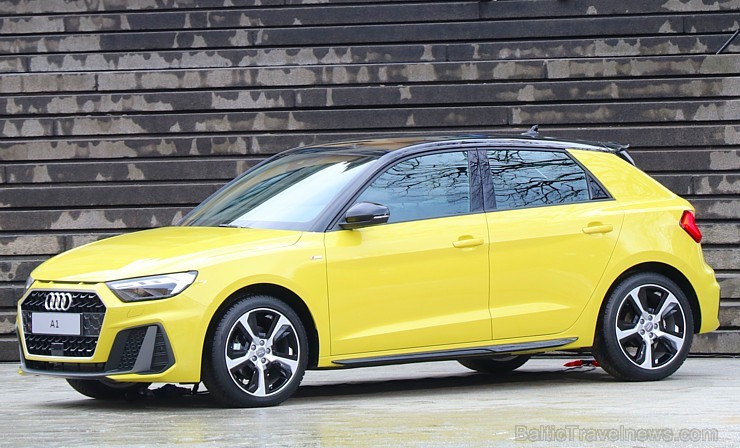 Jaunais «Audi A1 Sportback» prezentējas 2.02.2019 uz «Audi Burbuļu parāde 2019» fona Latvijas Nacionālajā mākslas muzejā Jaunais «Audi A1 Sportback» prezentējas 2.02.2019 uz «Audi Burbuļu parāde 2019» fona Latvijas Nacionālajā mākslas muzejā 247597