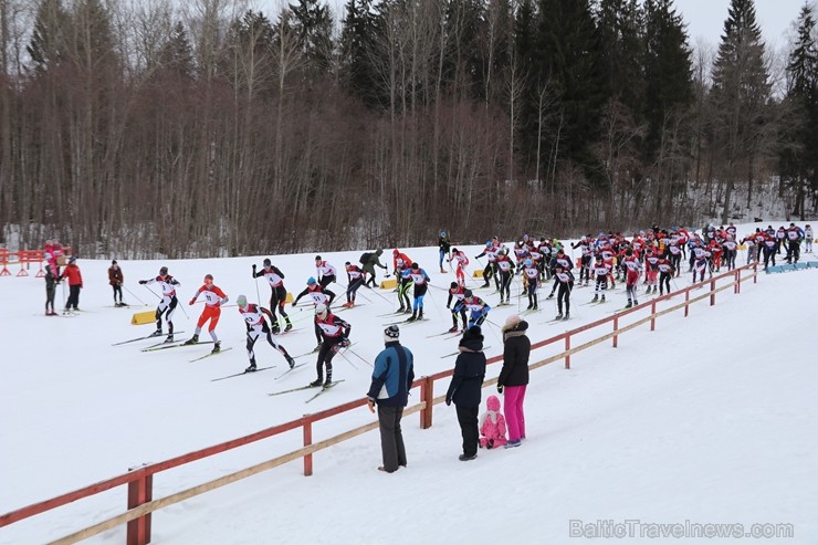 Latvijas biatlona izlases līdera Andreja Rastorgujeva dzimtajā trasē Alūksnes novada ziemas sporta centrā Latvijas biatlona izlases līdera Andreja Rastorgujeva dzimtajā trasē Alūksnes novada ziemas sporta centrā