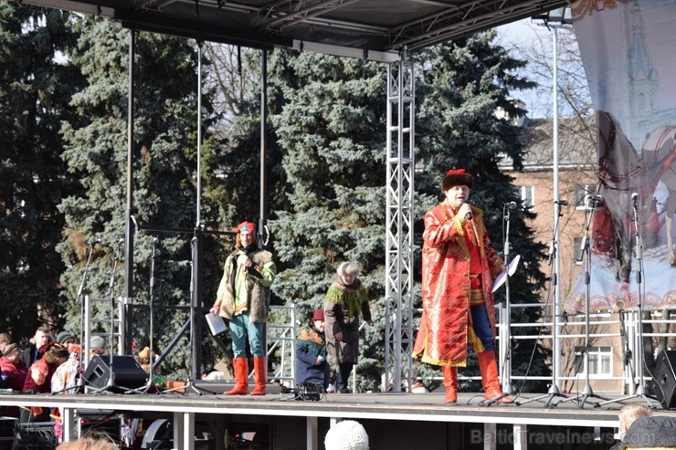 Ik gadu Daugavpilī, ievērojot senas slāvu tradīcijas, plaši un krāšņi tiek atzīmēta Masļeņica jeb ziemas pavadīšanas un pavasara sagaidīšanas svētki Ik gadu Daugavpilī, ievērojot senas slāvu tradīcijas, plaši un krāšņi tiek atzīmēta Masļeņica jeb ziemas pavadīšanas un pavasara sagaidīšanas svētki 248466