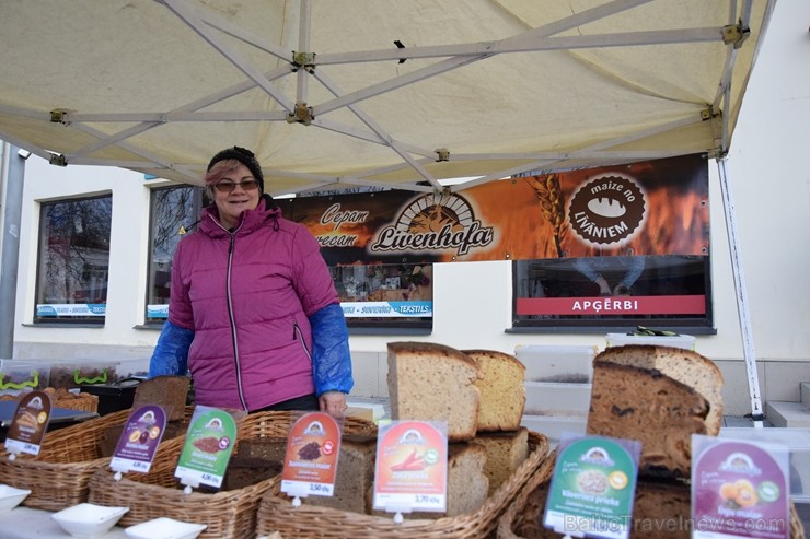Ik gadu Daugavpilī, ievērojot senas slāvu tradīcijas, plaši un krāšņi tiek atzīmēta Masļeņica jeb ziemas pavadīšanas un pavasara sagaidīšanas svētki Ik gadu Daugavpilī, ievērojot senas slāvu tradīcijas, plaši un krāšņi tiek atzīmēta Masļeņica jeb ziemas pavadīšanas un pavasara sagaidīšanas svētki 248470